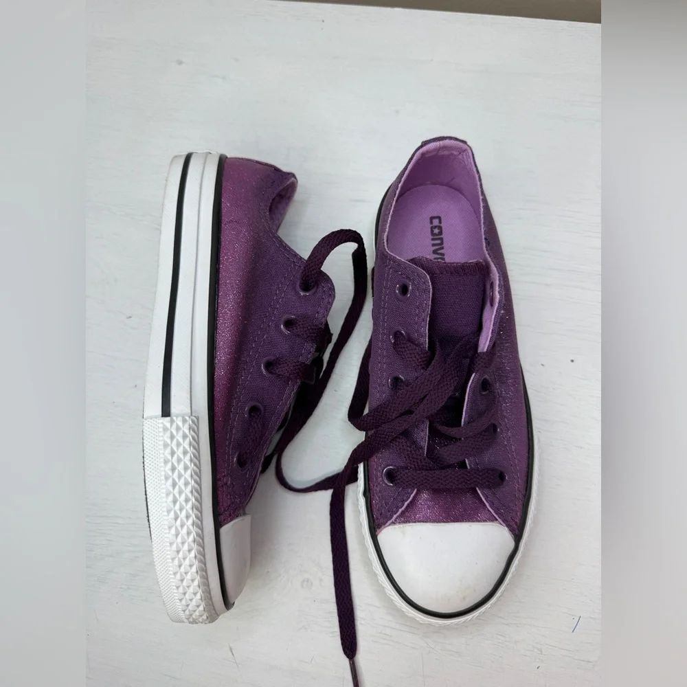 CONVERSE Chuck Taylor All Star Purple Glitter Sparkle Low Top Sz 1 Girls